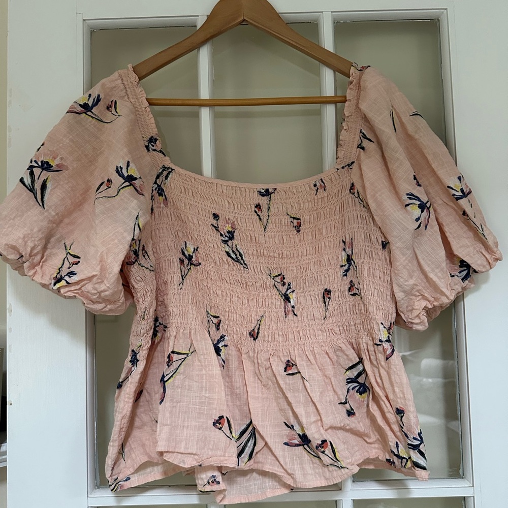 a.n.a Pink Puff Sleeve Smocked Blouse (Size XL)